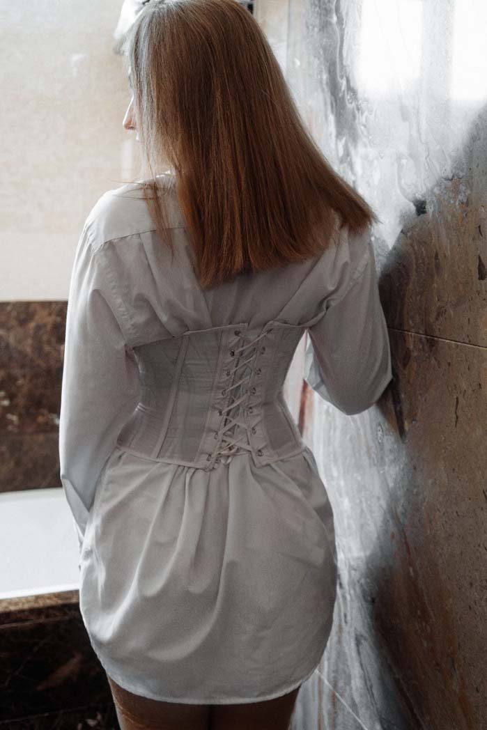 Real escort girl with genuine photos in Saint Petersburg